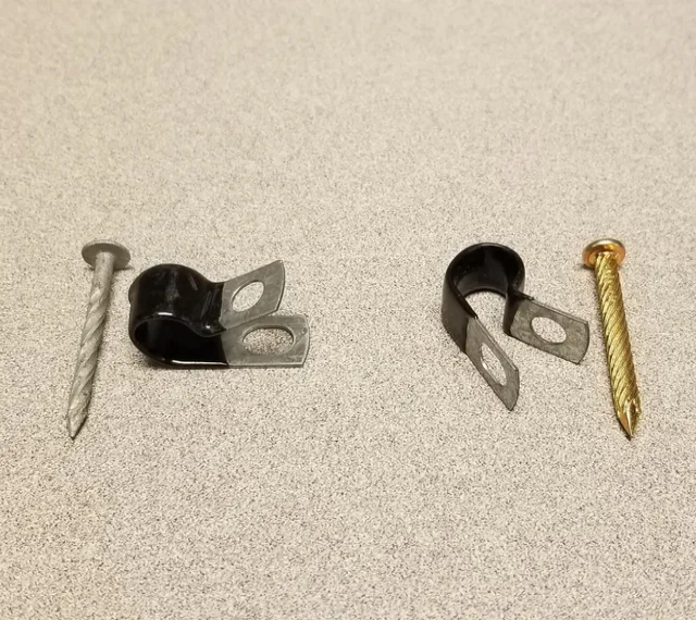 PLATED METAL INSULATED LOOP FOR 3/8